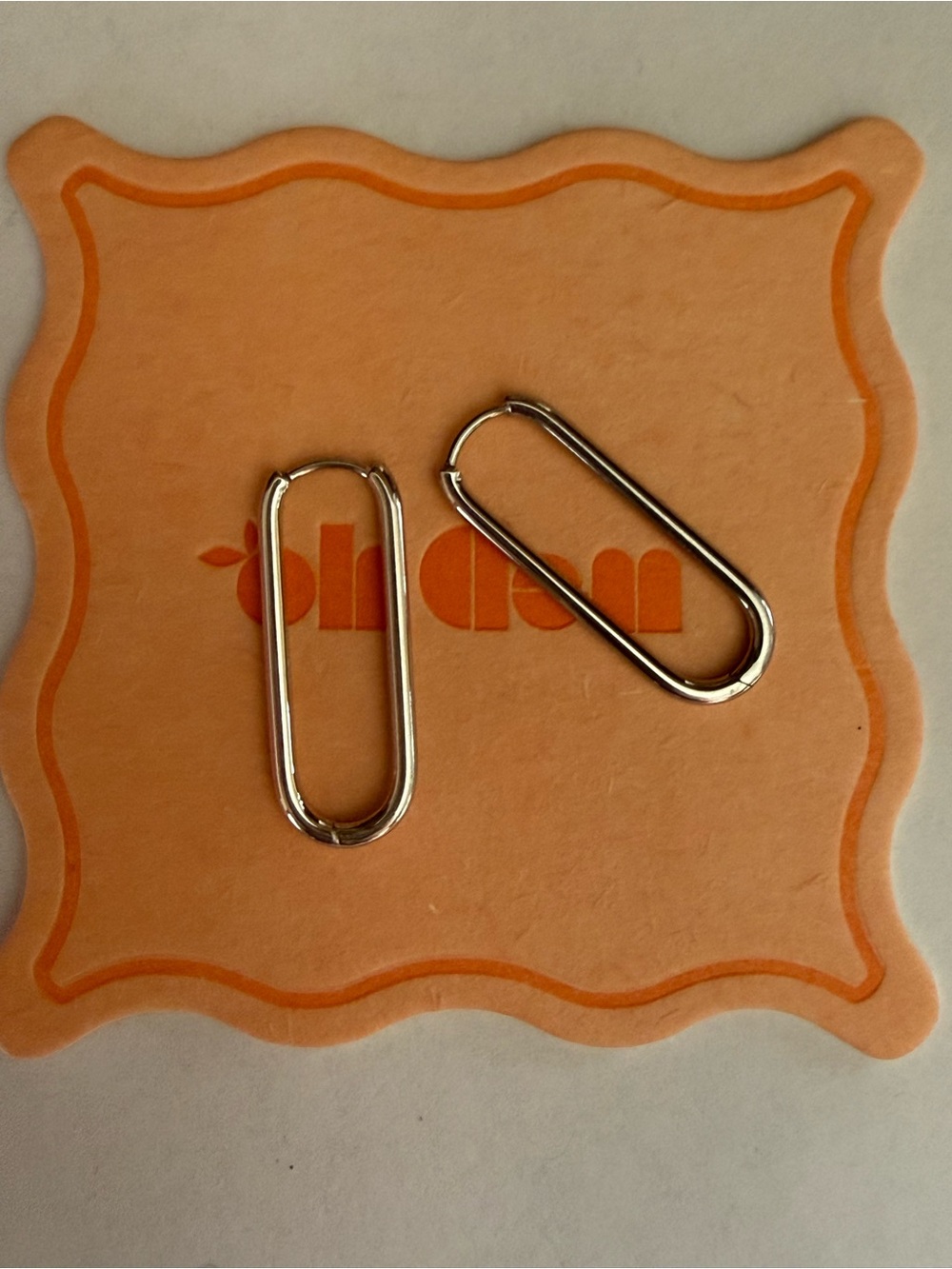 Oh Clem titanium rounded rectangle huggies
